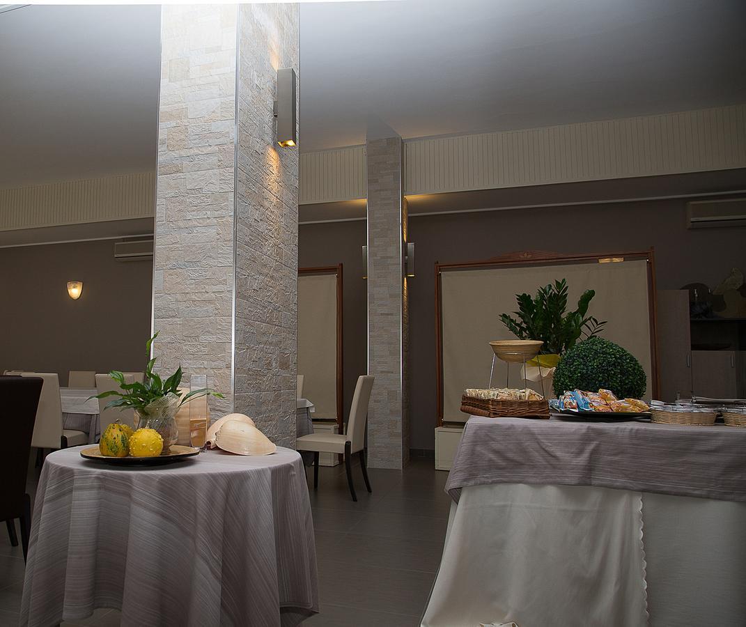 Hotel Umberto Rosolina Mare Eksteriør billede
